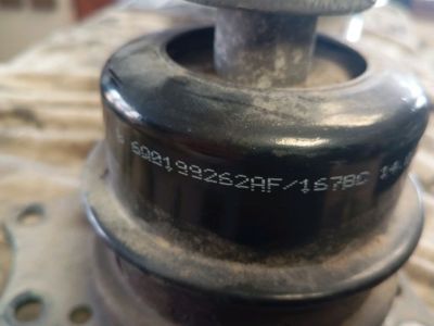 Motor Tartó Bak Jobb - Bak