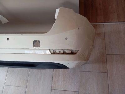 Hátsó Lökhárító (Üresen) - Lökhárító