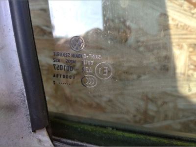 Bal első Ablak - Ablak