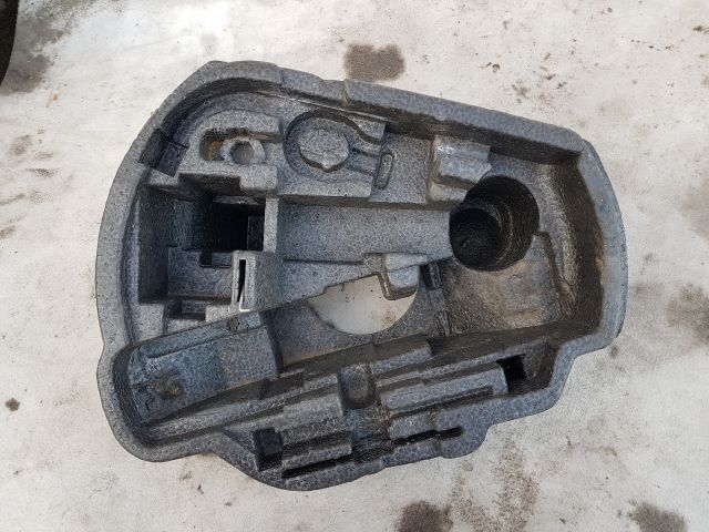 Pótkerék Szerszámtartó - Futómű, kormányzás, felni | EXPO.HU