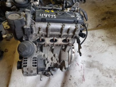 Motor (Fűzött blokk hengerfejjel) - Blokk