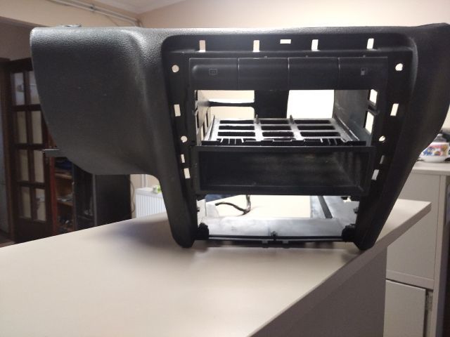 Középkonzol Keret - Keret | EXPO.HU