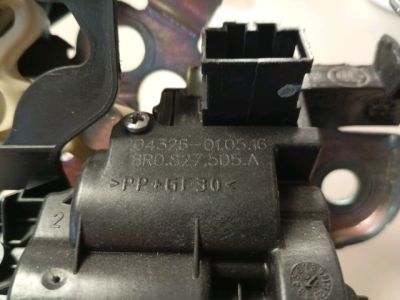 Csomagtérajtó Zárszerkezet - Zárszerkezet