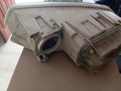 Jobb Xenon Fényszóró - Fényszóró