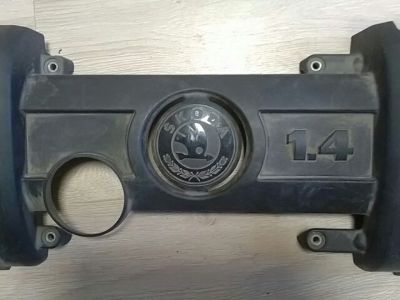 Felső Motorburkolat