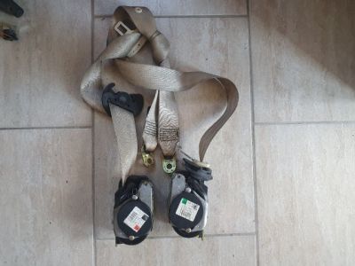 Első Biztonsági Öv Pár (Feszítővel)