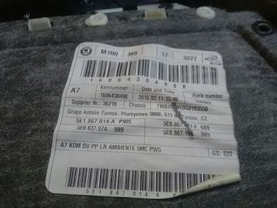 Jobb első Ajtó Kárpit - Kárpit