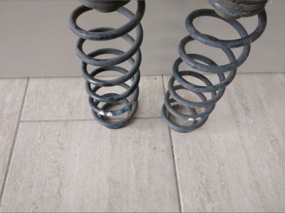 Hátsó Rugó Pár - Rugó