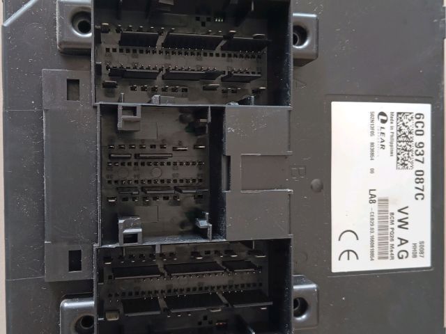 Biztosítéktábla Utastér - Biztosítéktábla | EXPO.HU