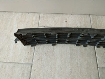 Első Lökhárító Alsó Középső Díszrács - 4. kép