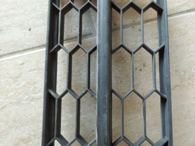 Első Lökhárító Alsó Középső Díszrács - 5. kép