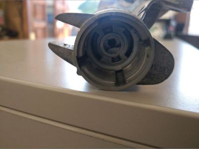 Gyújtáskapcsoló Házzal - 5. kép