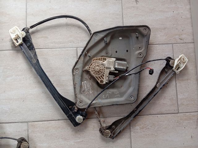 Jobb első Ablakemelő Szerkezet (Elektromos) - Ablakemelő | EXPO.HU