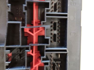 Biztosítéktábla Utastér - 6. kép