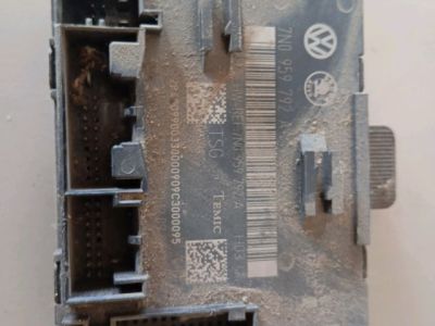 Jobb első Ajtó Vezérlőegység