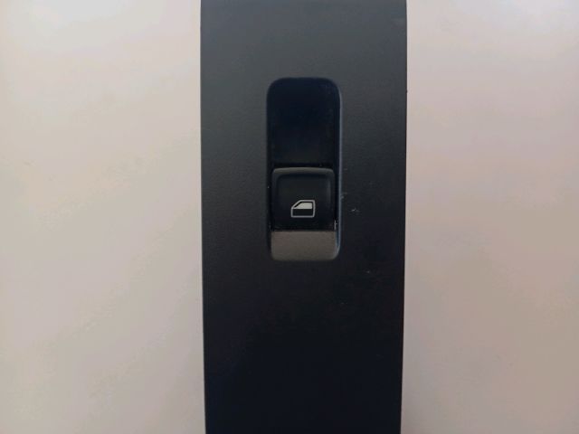 Ablakemelő Kapcsoló (Pozíciófüggetlen) - Ablakemelő | EXPO.HU