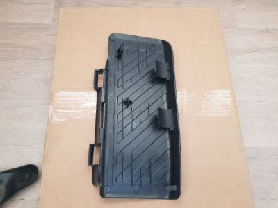 Lábtámasz Burkolat - Burkolat