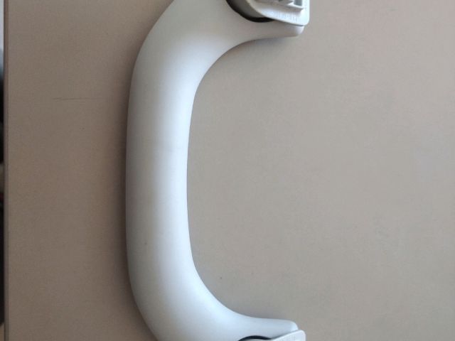 Bal első Kapaszkodó (Felső) - Kapaszkodó (Felső) | EXPO.HU