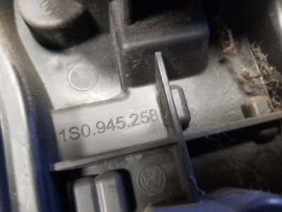 Jobb Hátsó Lámpa Foglalat - 6. kép