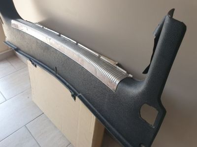 Hátfal Burkolat - Burkolat