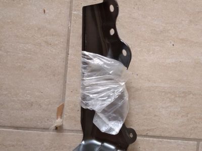 Jobb Sárvédő Oldaltartó - 4. kép