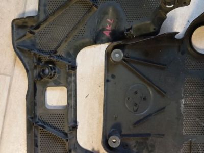 Felső Motorburkolat - Motorburkolat