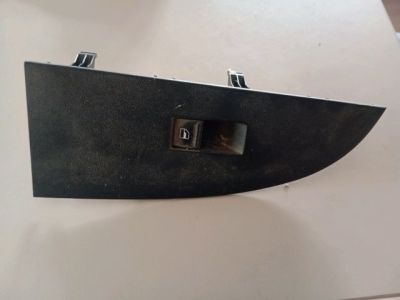 Jobb első Ablakemelő Kapcsoló - 2. kép