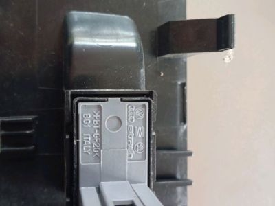 Jobb első Ablakemelő Kapcsoló - 4. kép