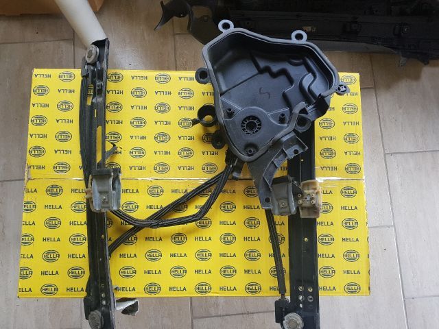 Bal első Ablakemelő Szerkezet (Elektromos) - Ablakemelő | EXPO.HU