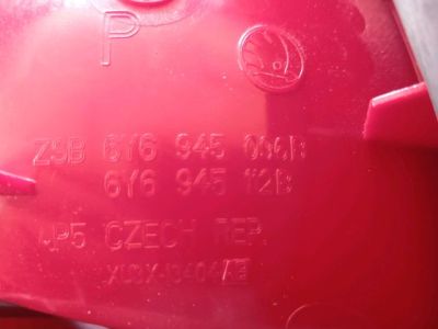 Jobb Hátsó Lámpa - Hátsó Lámpa