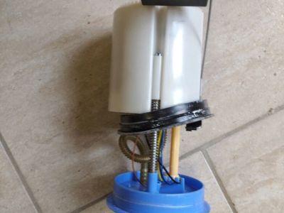 Üzemanyag Szivattyú - Szivattyú