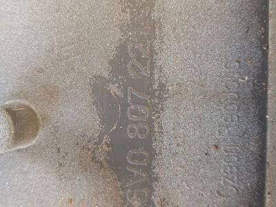 Első Lökhárító (Üresen) - Lökhárító