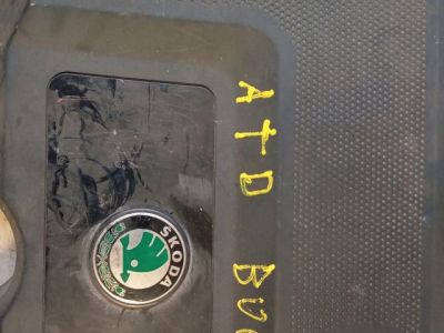 Felső Motorburkolat - 7. kép