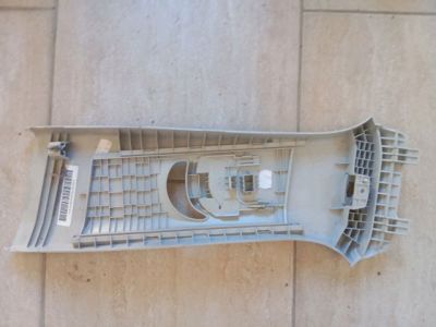 Jobb B Oszlop Burkolat - Burkolat