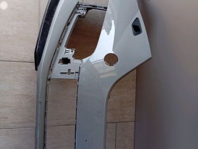 Első Lökhárító (Üresen) - Lökhárító