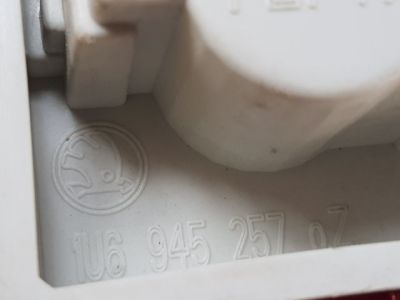 Bal Hátsó Lámpa - 4. kép