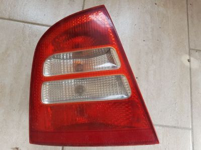 Bal Hátsó Lámpa - 5. kép