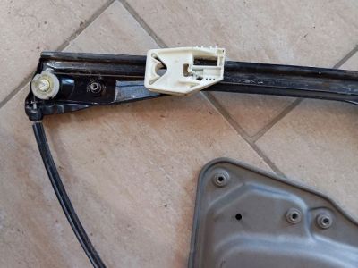 Bal első Ablakemelő Szerkezet (Elektromos) - Ablakemelő