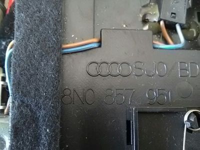 Első Hamutartó - 3. kép