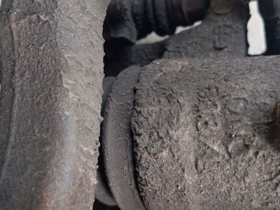 Hátsó Pár Fék Szett (Nyereg, Tárcsa, Betét) - 8. kép