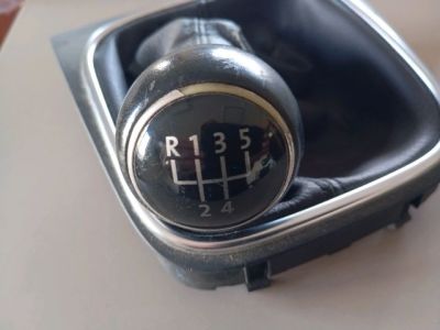 Váltógomb - Váltógomb