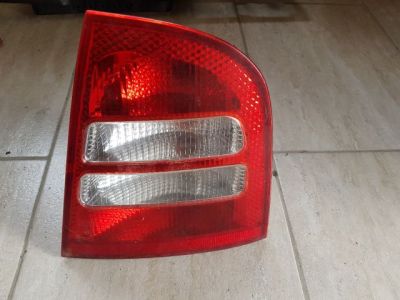 Jobb Hátsó Lámpa - Hátsó Lámpa