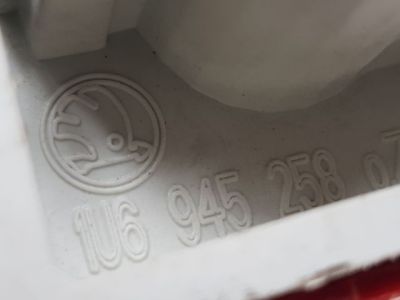 Jobb Hátsó Lámpa - 5. kép