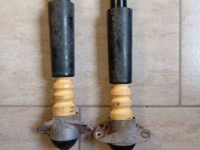 Hátsó Lengéscsillapító Pár