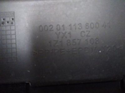 Kesztyűtartó - 4. kép