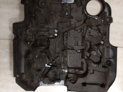 Felső Motorburkolat - Motorburkolat