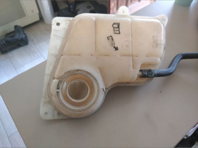 Kiegyenlítő Tartály - Tartály | EXPO.HU