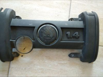 Felső Motorburkolat