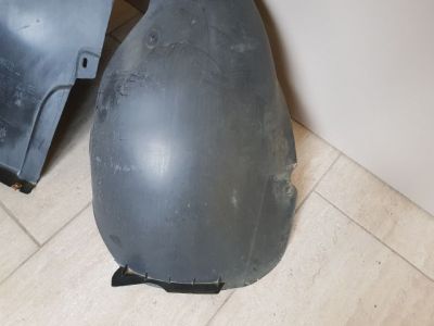 Jobb első Dobbetét (Kerékjárati, Műanyag) - 2. kép