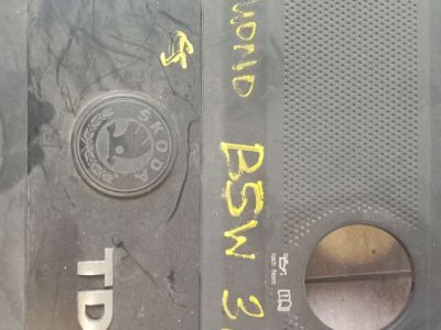 Felső Motorburkolat - 6. kép